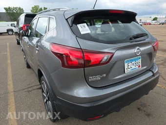 2017 Nissan Rogue Sport SL - miniatura 6
