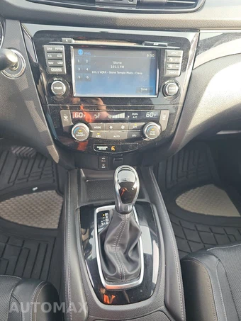 2017 Nissan Rogue Sport SL - miniatura 11