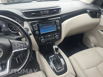 2017 Nissan Rogue Sport SL - miniatura 11