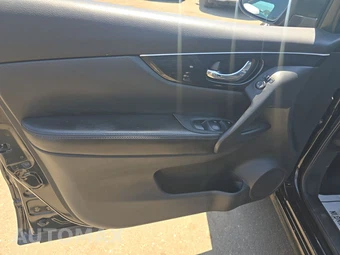 2017 Nissan Rogue Sport SL - miniatura 9