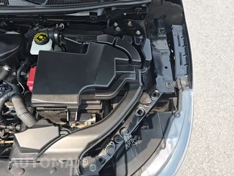 2017 Nissan Rogue Sport SL - miniatura 21