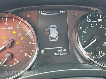 2017 Nissan Rogue Sport SV - miniatura 12