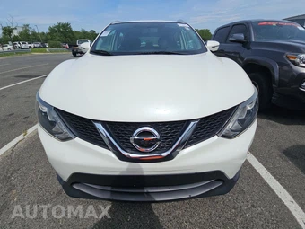2017 Nissan Rogue Sport SV - miniatura 2