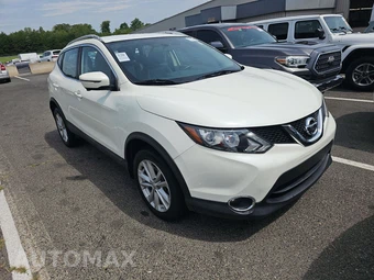 2017 Nissan Rogue Sport SV - miniatura 3