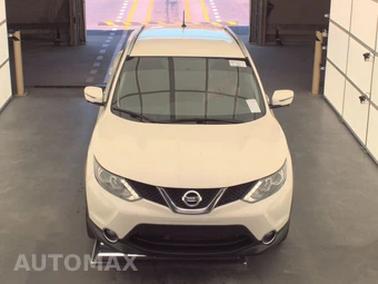 2017 Nissan Rogue Sport SV - miniatura 2