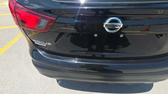 2017 Nissan Rogue Sport SV - miniatura 21