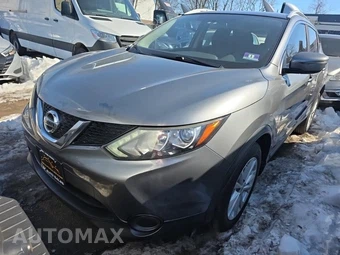 2017 Nissan Rogue Sport SV - miniatura 2