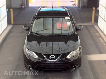2017 Nissan Rogue Sport SV - miniatura 2