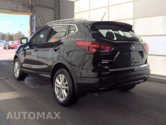 2017 Nissan Rogue Sport SV - miniatura 6