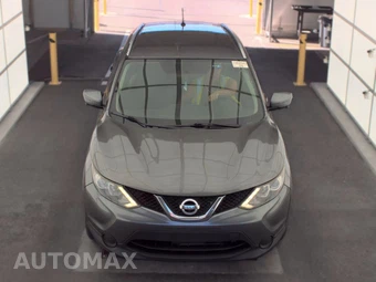 2017 Nissan Rogue Sport SV - miniatura 2