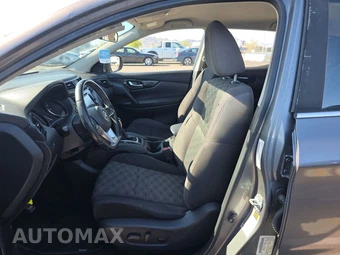 2017 Nissan Rogue Sport SV - miniatura 7