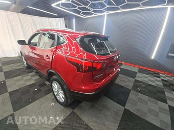 2017 Nissan Rogue Sport SV - miniatura 2