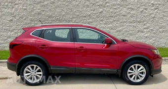 2017 Nissan Rogue Sport SV - miniatura 2