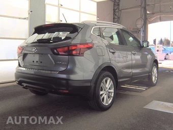 2017 Nissan Rogue Sport SV - miniatura 4