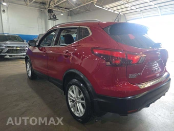 2017 Nissan Rogue Sport SV - miniatura 2