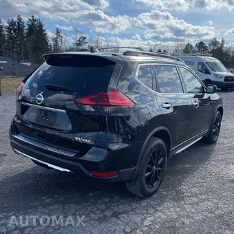 2017 Nissan Rogue SV - miniatura 5