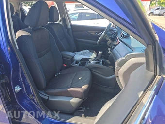 2017 Nissan Rogue SV – miniatura 18