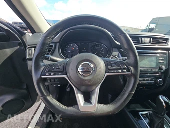 2017 Nissan Rogue SV – miniatura 10