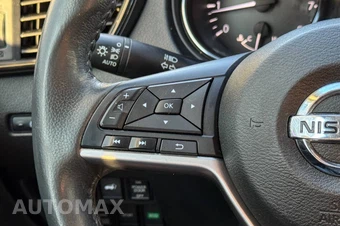 2017 Nissan Rogue SV – miniatura 29