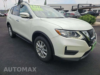 2017 Nissan Rogue SV – miniatura 4