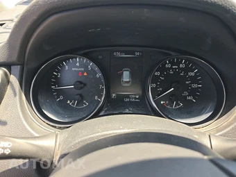2017 Nissan Rogue SV – miniatura 12