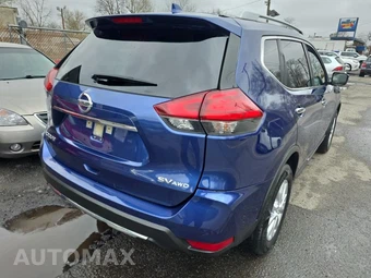 2017 Nissan Rogue SV – miniatura 4