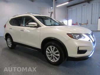 2017 Nissan Rogue SV – miniatura 3