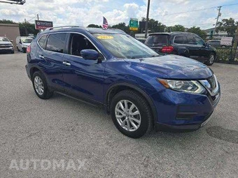 2017 Nissan Rogue SV – miniatura 4