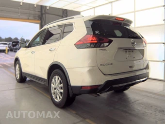 2017 Nissan Rogue SV – miniatura 6