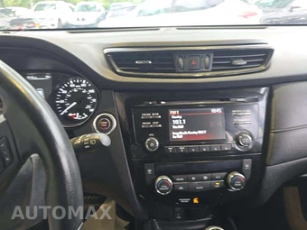 2017 Nissan Rogue SV – miniatura 10