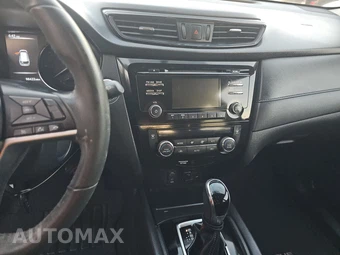 2017 Nissan Rogue SV – miniatura 11