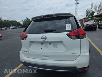 2017 Nissan Rogue SV - miniatura 5