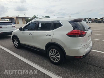 2017 Nissan Rogue SV - miniatura 6