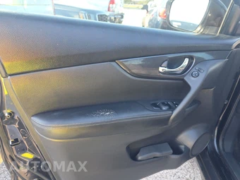 2017 Nissan Rogue SV – miniatura 9