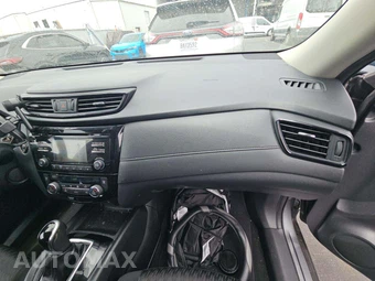 2017 Nissan Rogue SV – miniatura 19