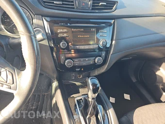 2017 Nissan Rogue SV – miniatura 11