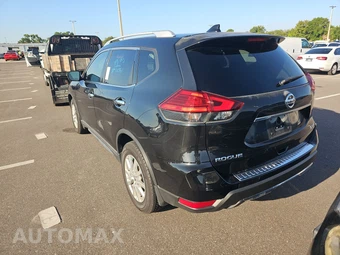 2017 Nissan Rogue SV – miniatura 6