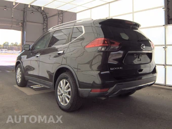 2017 Nissan Rogue SV – miniatura 6