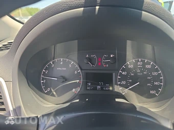2017 Nissan Sentra S - miniatura 12