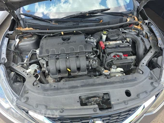 2017 Nissan Sentra S – miniatura 15