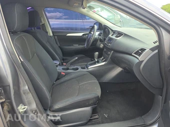 2017 Nissan Sentra S – miniatura 8