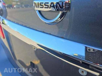 2017 Nissan Sentra S - miniatura 23