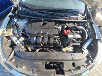 2017 Nissan Sentra S – miniatura 15