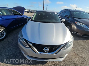 2017 Nissan Sentra S – miniatura 2