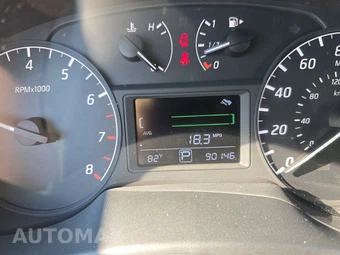 2017 Nissan Sentra S - miniatura 12