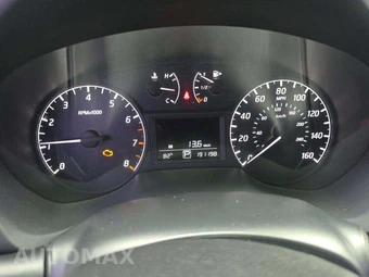 2017 Nissan Sentra S – miniatura 6