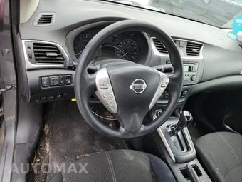 2017 Nissan Sentra S - miniatura 9