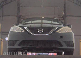 2017 Nissan Sentra S - miniatura 4