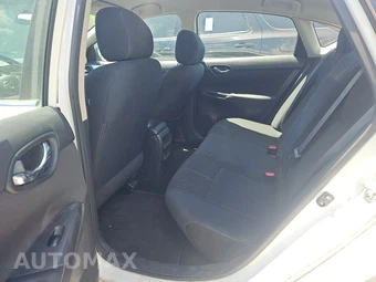 2017 Nissan Sentra S – miniatura 13