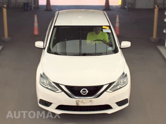 2017 Nissan Sentra S – miniatura 2
